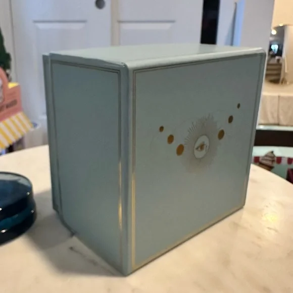 SPITFIRE GIRL LOVER'S EYE CERAMIC TRINKET BOX (new in gift box) - Picture 6 of 15